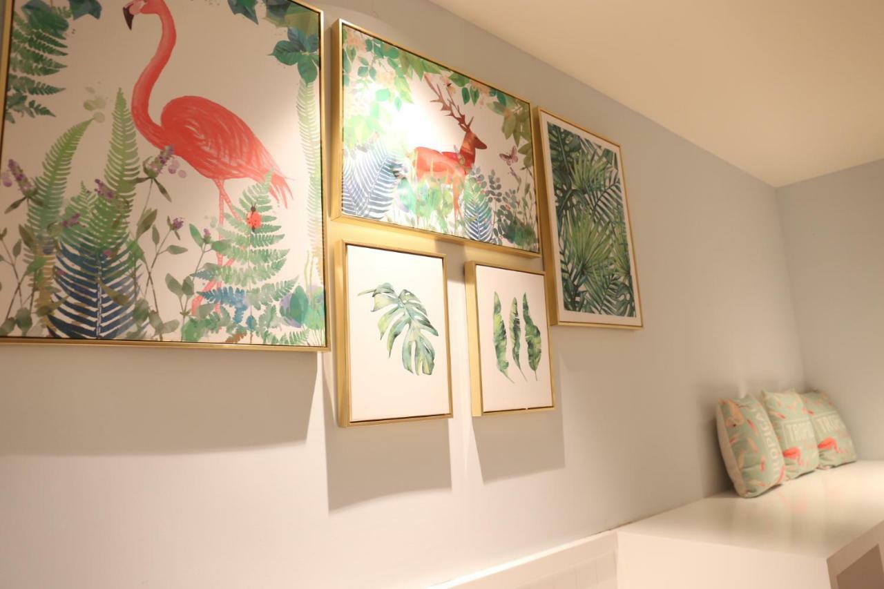 Howard Johnson Hot Spring Resort Anshun Extérieur photo